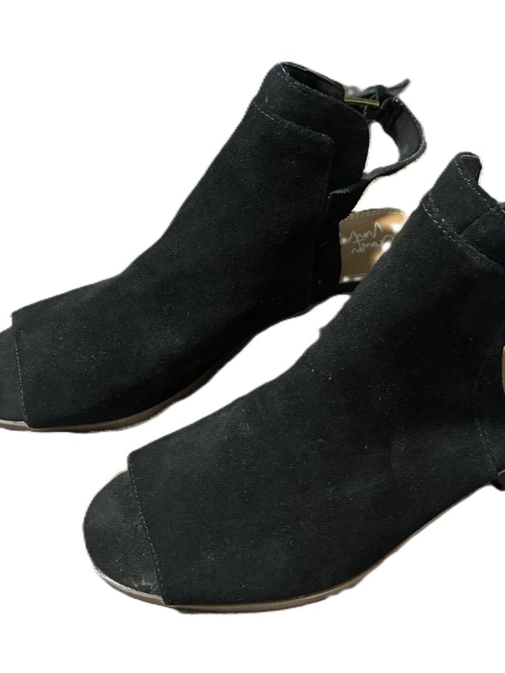 👠 Crown Vintage Suede‑Feel Peep Toe Slingbacks — Size 8